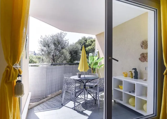 Lejlighed Cimiez Les Pins By Interhome