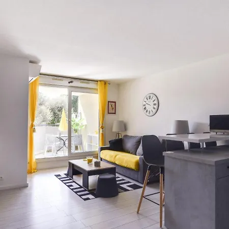 Cimiez Les Pins By Interhome Ницца
