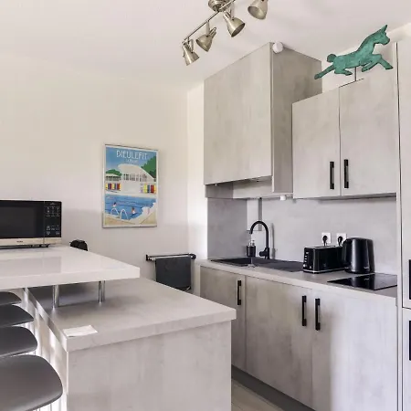 Cimiez Les Pins By Interhome Lejlighed Nice